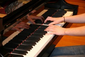 học đành đàn piano tại nhà - blogdanpianojpg